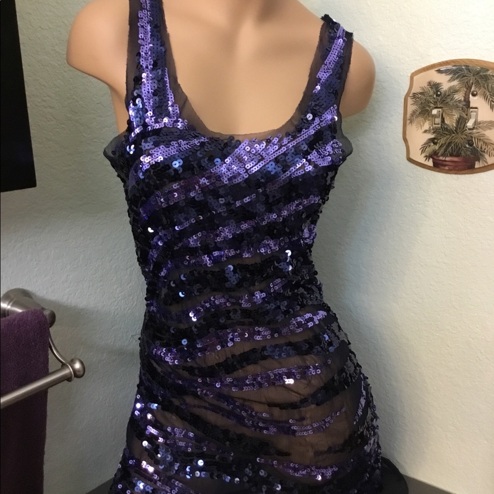 Wet Seal Purple Twist Tie Tank .